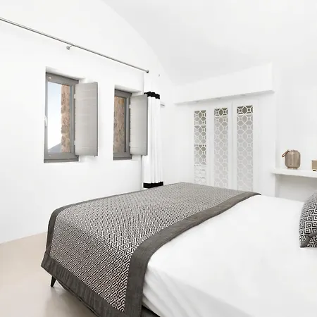 别墅 Elite Santorini 5 Bedroom Private Pool & Beautiful Sea Views *