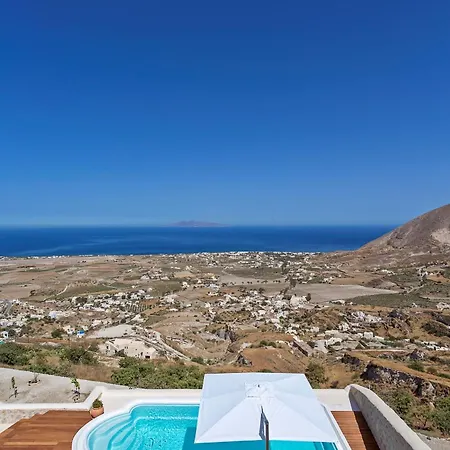 Elite Santorini 5 Bedroom Private Pool & Beautiful Sea Views * Pýrgos