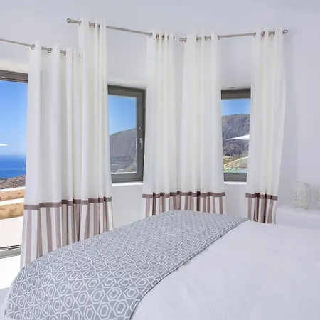 别墅 Elite Santorini 5 Bedroom Private Pool & Beautiful Sea Views *