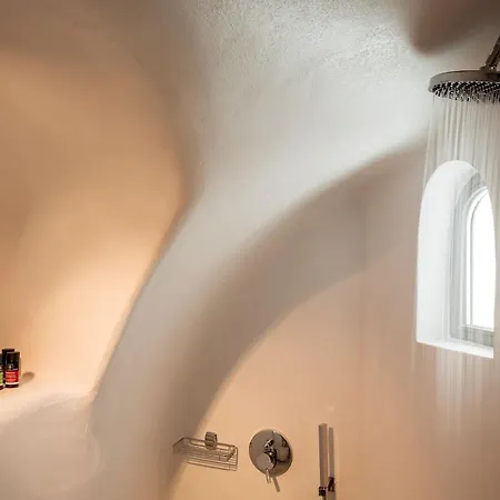 Elite Santorini 5 Bedroom Private Pool & Beautiful Sea Views