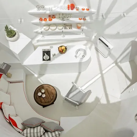 Elite Santorini 5 Bedroom Private Pool & Beautiful Sea Views