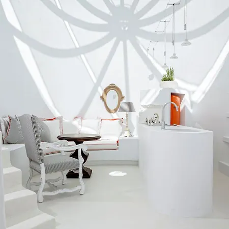 Elite Santorini 5 Bedroom Private Pool & Beautiful Sea Views