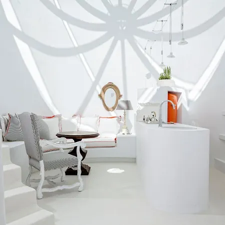 Elite Santorini 5 Bedroom Private Pool & Beautiful Sea Views Villa *