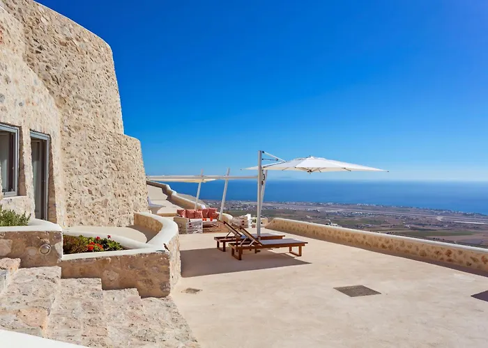 Elite Santorini 5 Bedroom Private Pool & Beautiful Sea Views Pýrgos