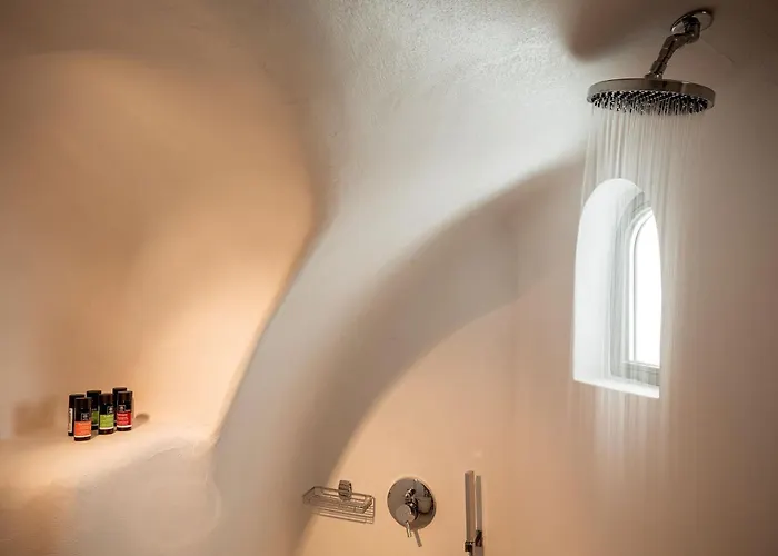 Elite Santorini 5 Bedroom Private Pool & Beautiful Sea Views