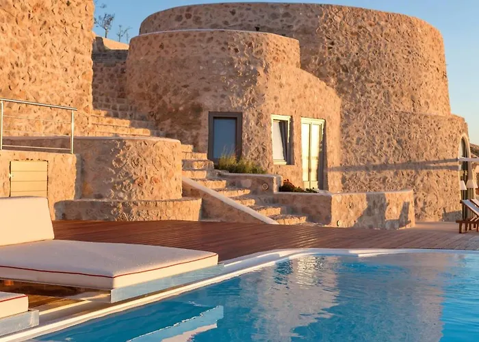 Elite Santorini 5 Bedroom Private Pool & Beautiful Sea Views فيلة *