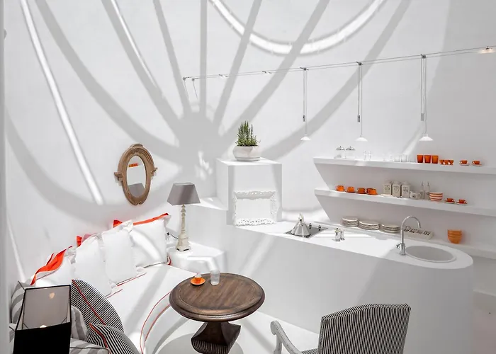 Elite Santorini 5 Bedroom Private Pool & Beautiful Sea Views فيلة Pýrgos