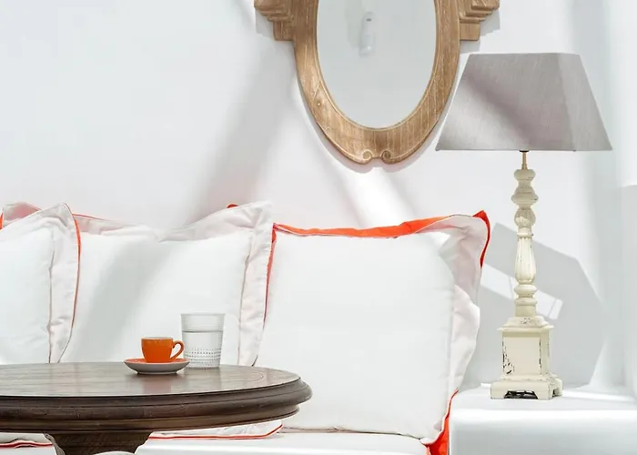 Elite Santorini 5 Bedroom Private Pool & Beautiful Sea Views فيلة Pýrgos