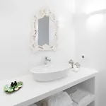 Elite Santorini 5 Bedroom Private Pool & Beautiful Sea Views Villa