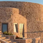 Elite Santorini 5 Bedroom Private Pool & Beautiful Sea Views *