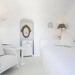 Villa Elite Santorini 5 Bedroom Private Pool & Beautiful Sea Views