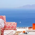 Villa Elite Santorini 5 Bedroom Private Pool & Beautiful Sea Views