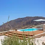 Elite Santorini 5 Bedroom Private Pool & Beautiful Sea Views Villa *
