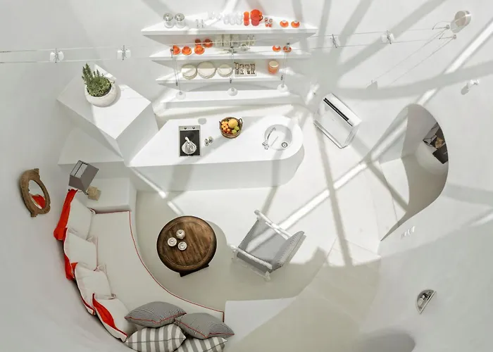 Elite Santorini 5 Bedroom Private Pool & Beautiful Sea Views